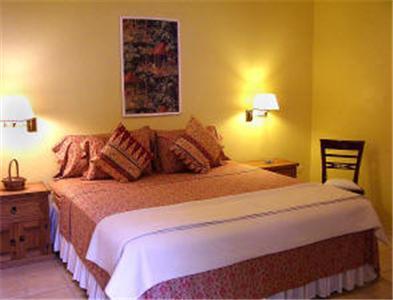 Fort Recovery Villa Suites Hotel Freshwater Pond Exteriör bild